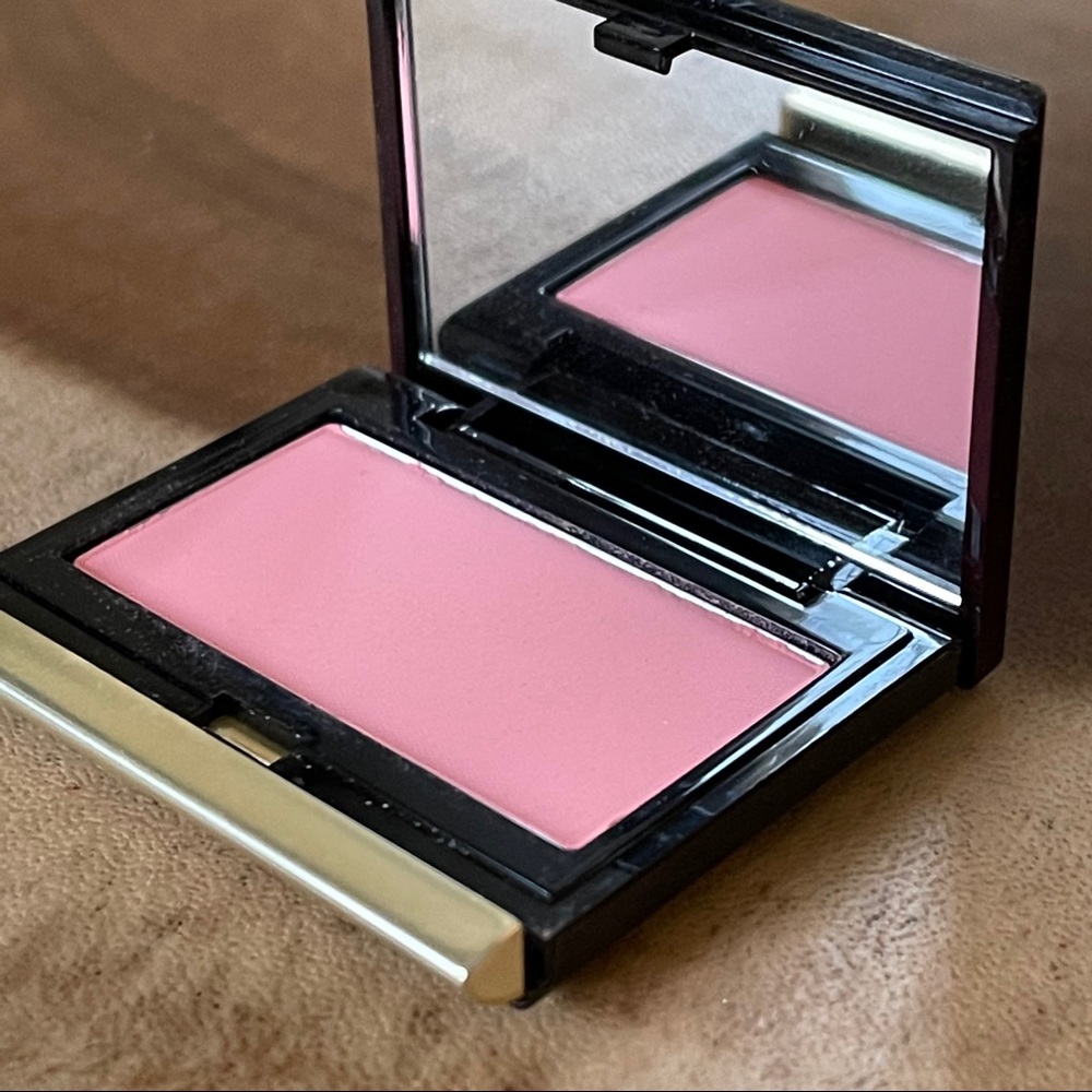 Makeup Bundle - Picture 10 of 11